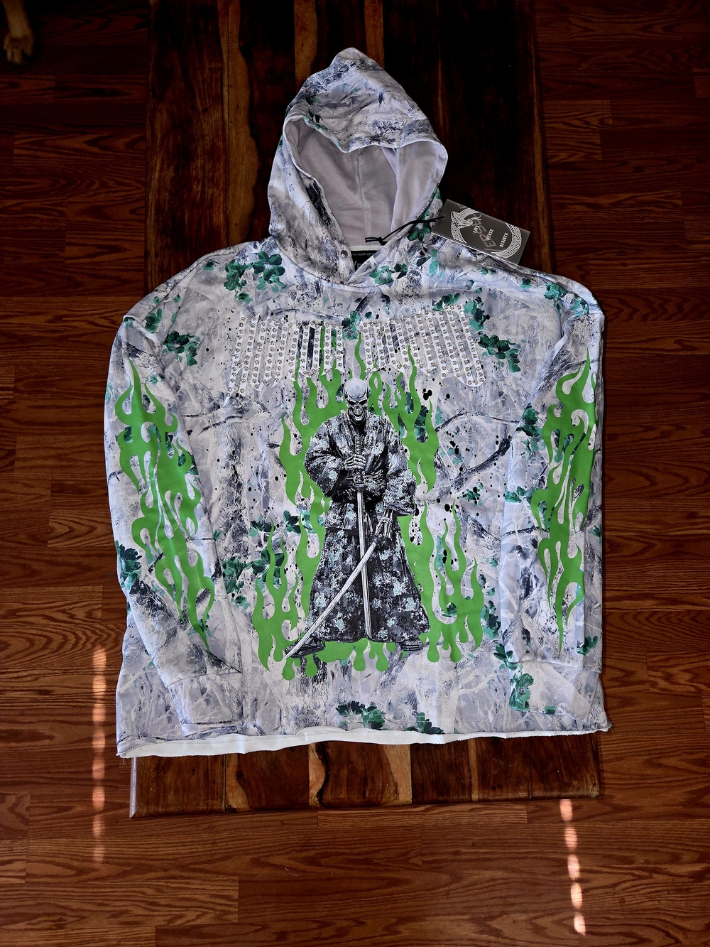 Verselli Men's -Honor Bound- Gray & Green Graphic Pullover Hoodie